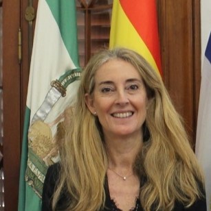 Dña. Celia Rosell Martí
