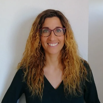 Dña. Rocío Romar Díaz